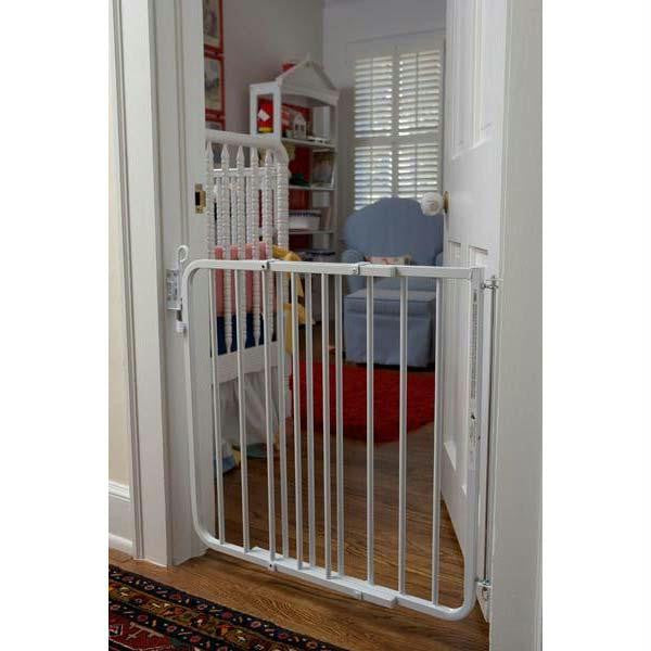 Cardinal Gates Auto Lock Hardware Mounted Dog Gate White 26.5" - 40.5" X 29.5"